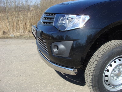 Накладка решётки радиатора 16 мм ТСС для Mitsubishi L200 2014-2015