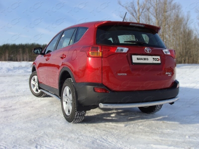 Защита заднего бампера центральная 60 мм ТСС для Toyota RAV4 2013-2015