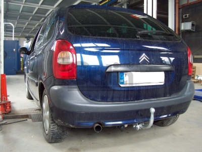 Фаркоп оцинкованный Galia шар A для Citroen Xsara Picasso 2000-2010