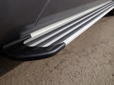 Пороги алюминиевые Slim Line Silver ТСС для Infiniti JX35 2012-2014
