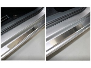 Накладки на пороги внешние лист шлифованный 4 шт для Skoda Rapid № SKORAP20-07