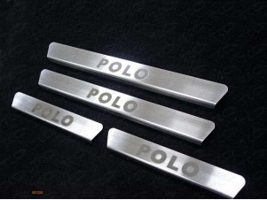 Накладки на пороги шлифованный лист надпись Polo для Volkswagen Polo № VWPOLO16-05